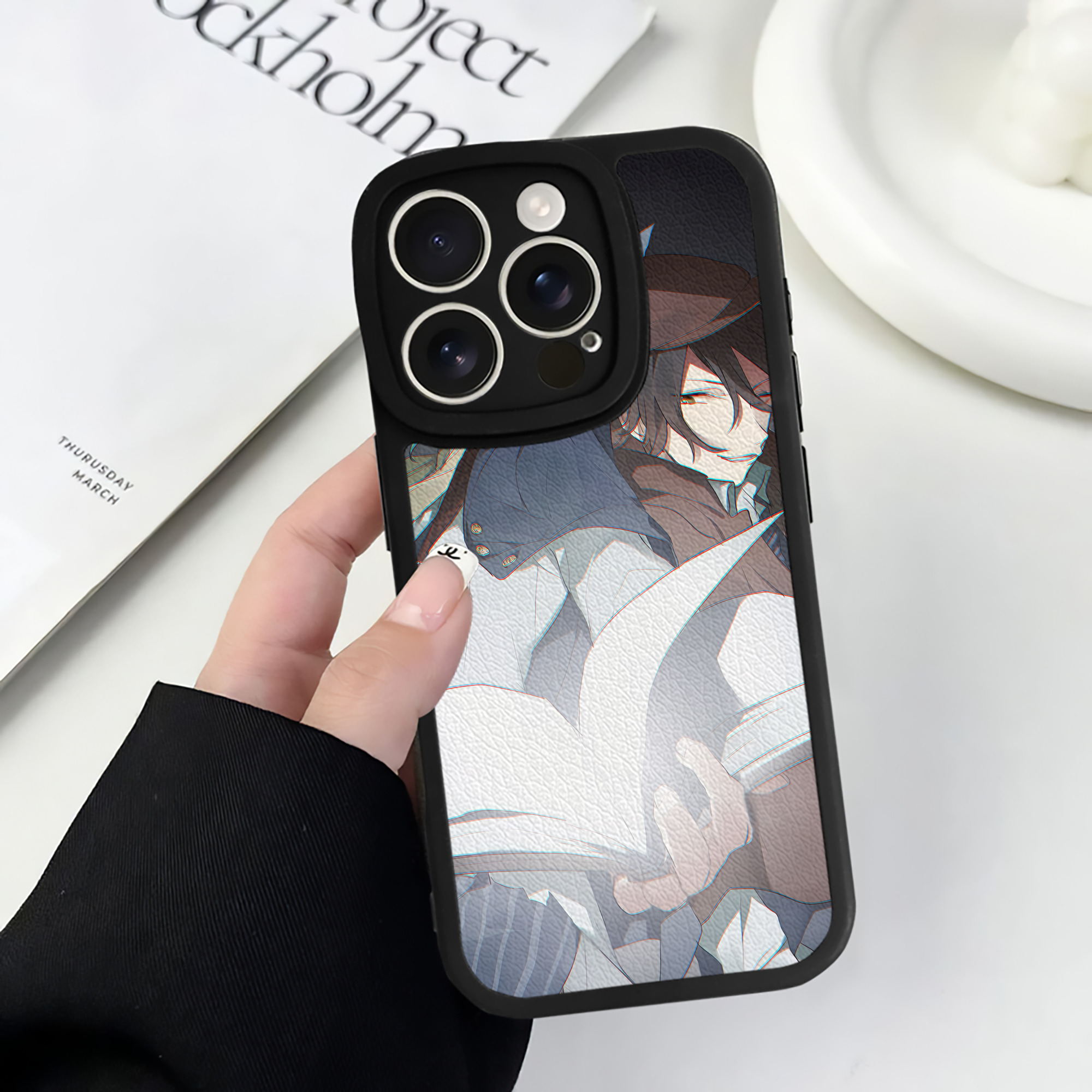 （画像用） 文豪ストレイドッグス Bungo Stray Dogs 【iPhone 16シリーズ対応】シリコンスマホケース（レザー調） 材質：シリコン